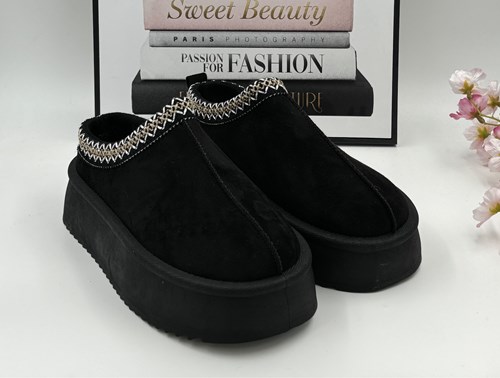 Mules Rose